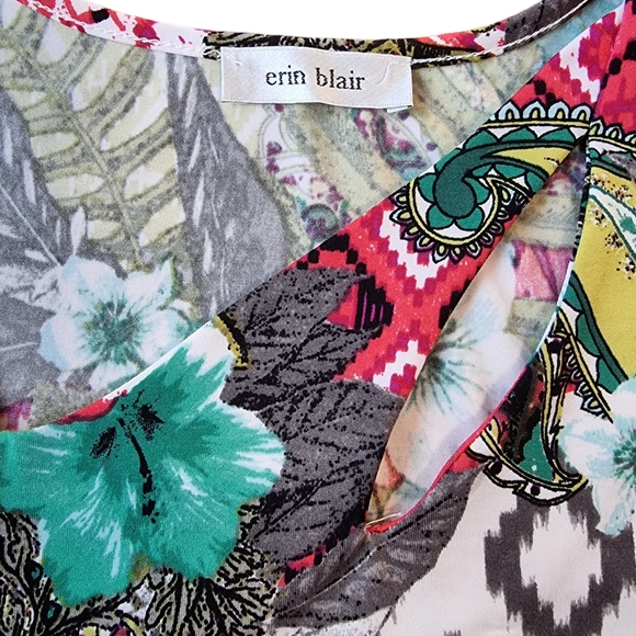 Erin Blair Abstract Floral Top With Unique Cut-out Neckline - Picture 5 of 7